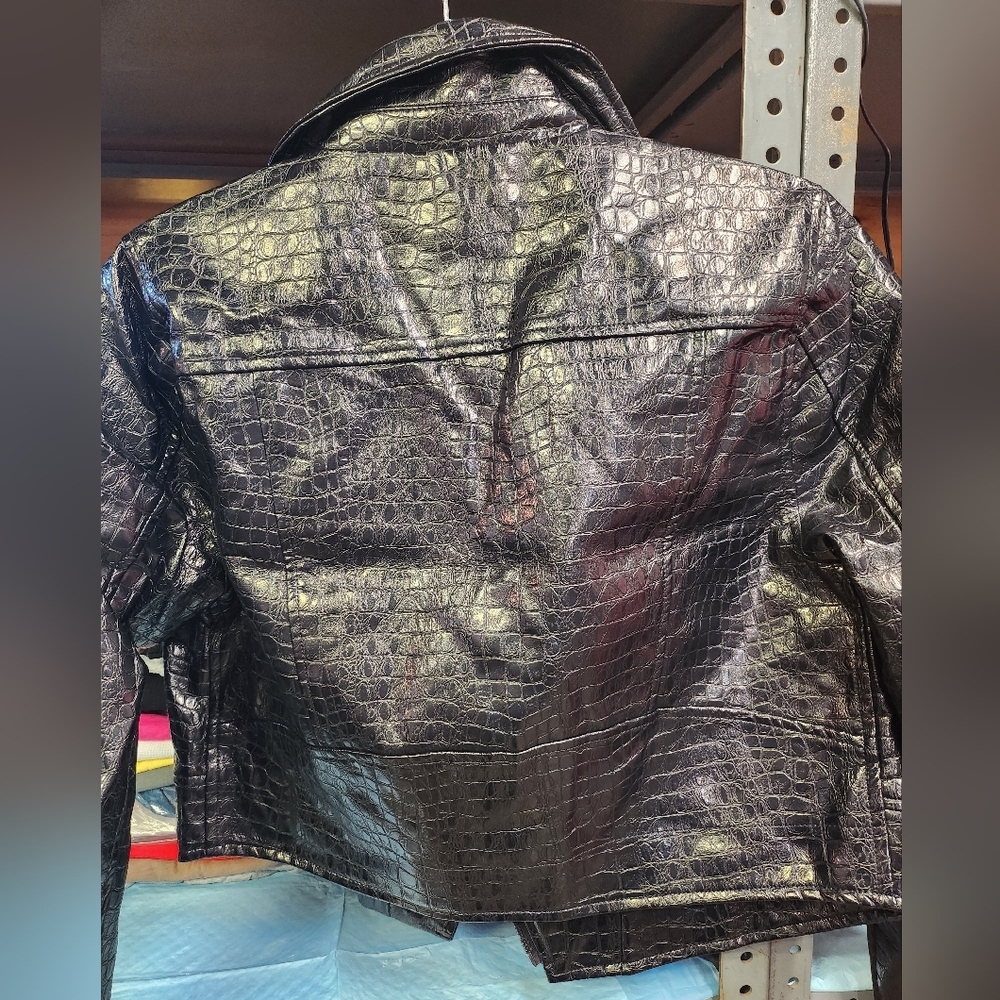 NWT $99 Modcloth Crocodile Rock Moto Faux Leather Jacket In Black Size M - Picture 3 of 11